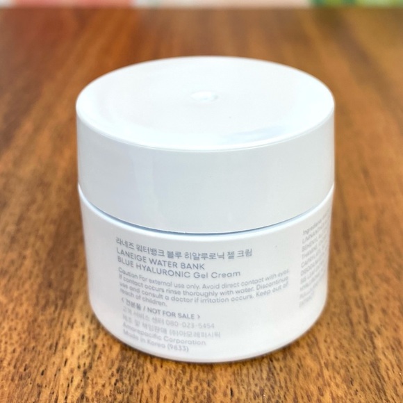 LANEIGE Water Bank Blue Hyaluronic Gel Cream-New - Picture 2 of 2